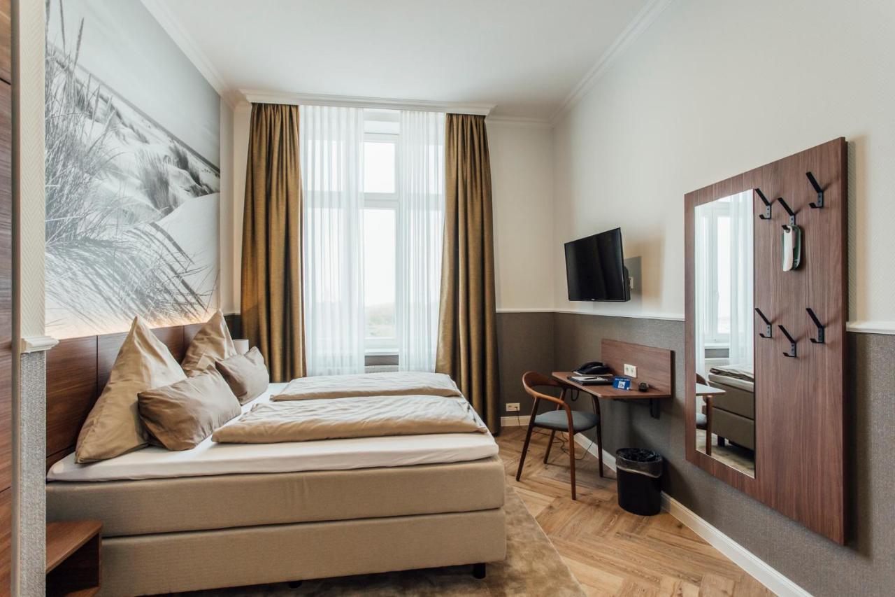 Strandhotel Hohenzollern Боркум Экстерьер фото